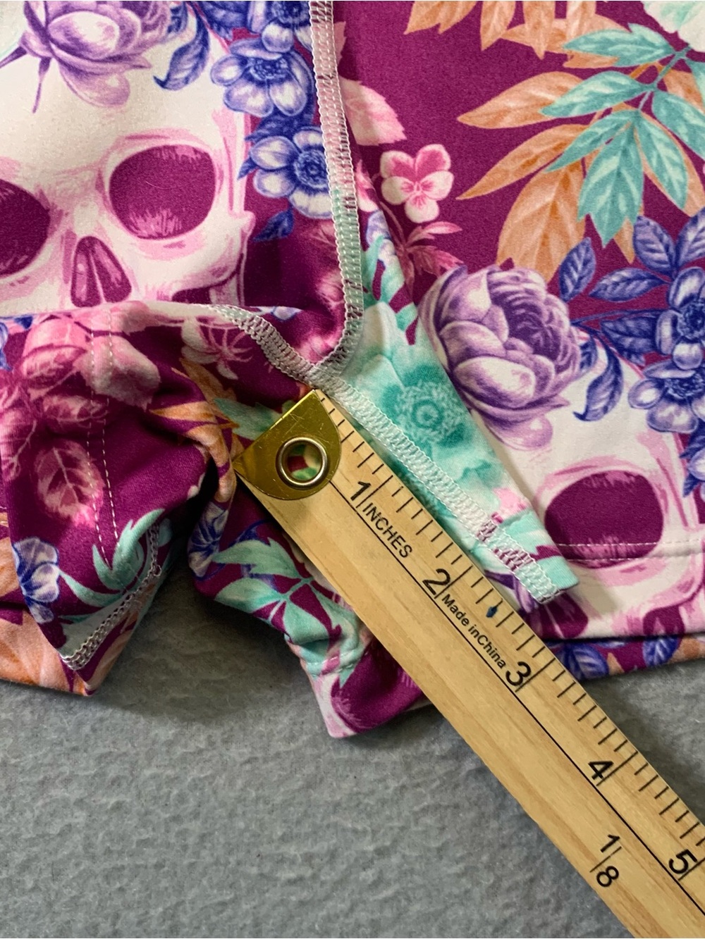 Constantly Varied Gear Purple Floral Skull Bike Shorts XS - Picture 6 of 8